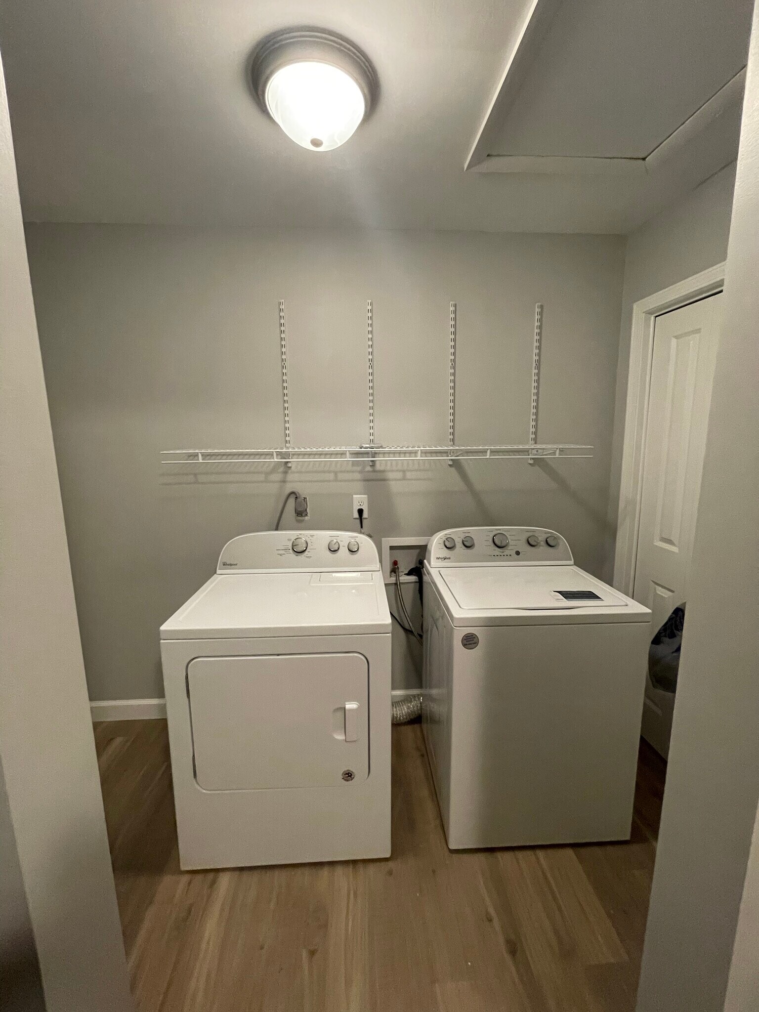 Washer/Dryer - 9 Guilford