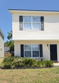 Building Photo - 339 Brookfield Rd