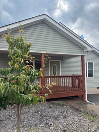 Building Photo - 132 Patriot Pl