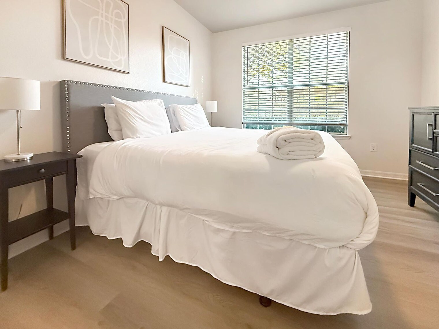 Building Photo - 1890 Sweetbroom Cir