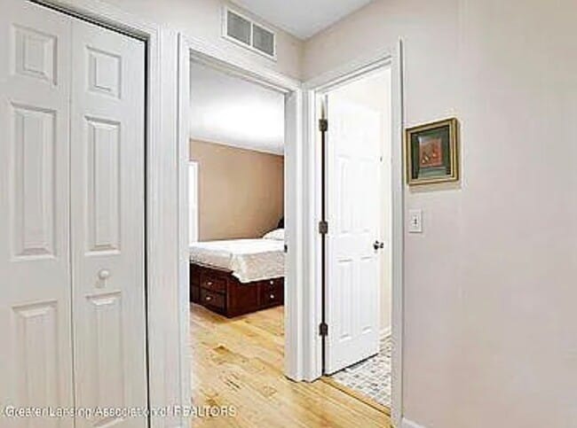 Building Photo - 331 W Saginaw St