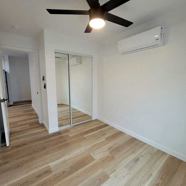 Building Photo - 6249-6253 Mary Lane Drive