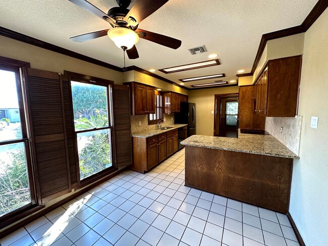 Building Photo - 6461 Firestone Pkwy