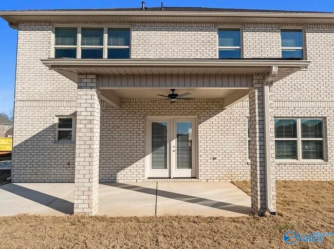 Building Photo - 142 Ivy Vine Dr