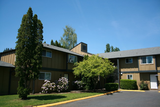 Oak Tree Apartments - Vancouver, WA | Apartment Finder