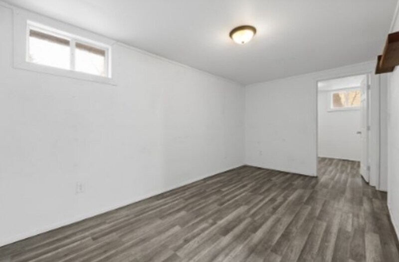 Building Photo - 904 Willsie Ave