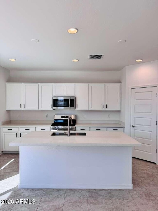 Building Photo - 25244 N 165TH Ln