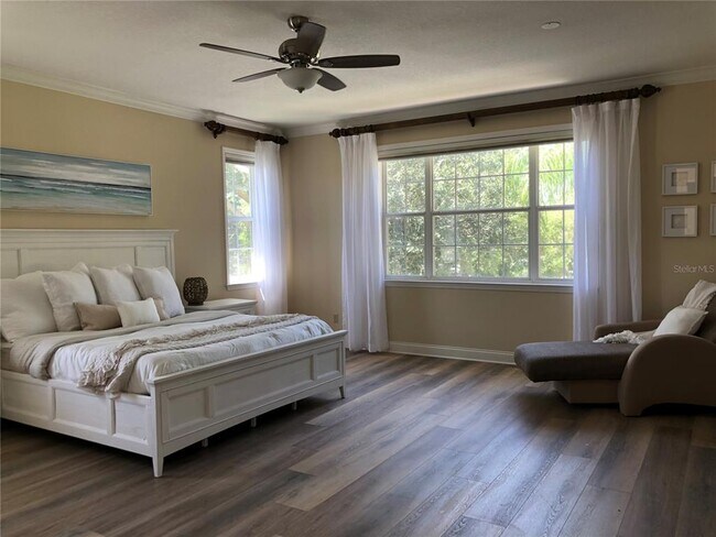 Building Photo - 3405 54th Dr W