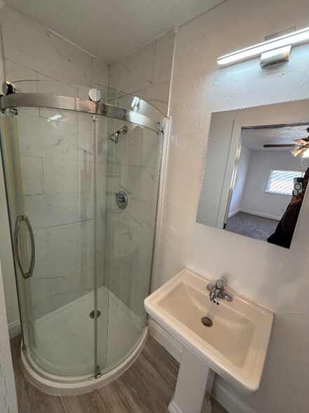 Building Photo - 4524 Utah Ave