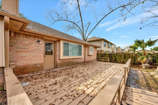 Building Photo - 1807 Palo Duro St