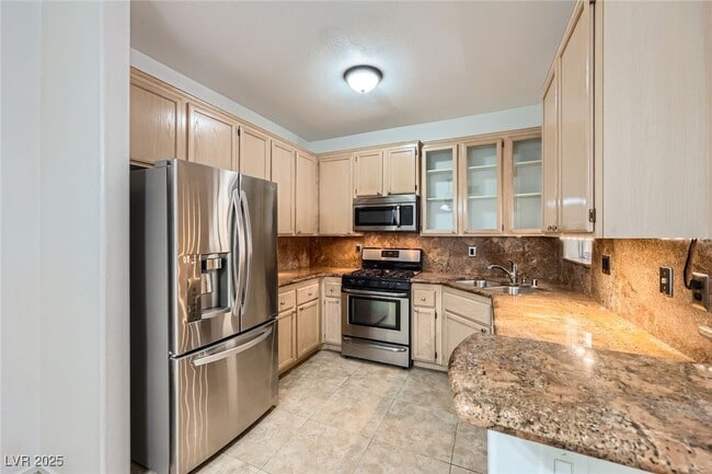 Building Photo - 75 N Valle Verde Dr