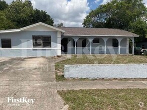Building Photo - 8313 Oleander Ln