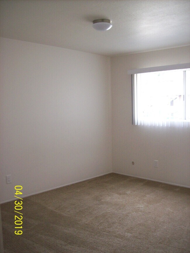 Building Photo - 5604 Lauretta St