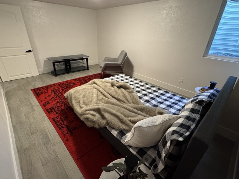 1st Bedroom - 8330 S Bryce Dr