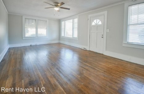 Building Photo - 4213 Ridgewood Ave