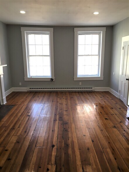 Building Photo - 25 W Boscawen St