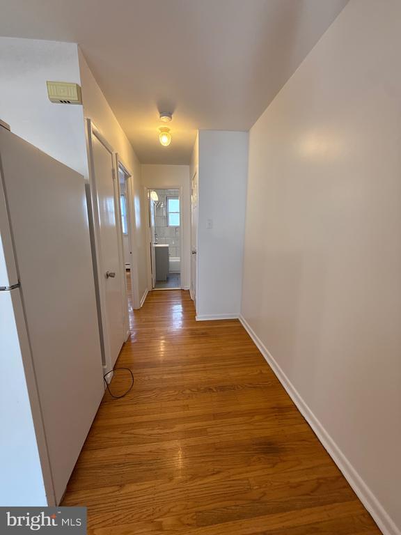 Building Photo - 366 Ripka St