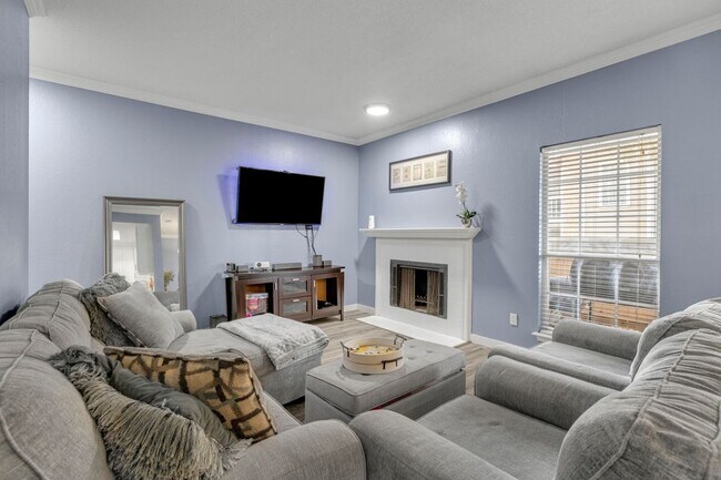 Building Photo - 8600 Coppertowne Ln