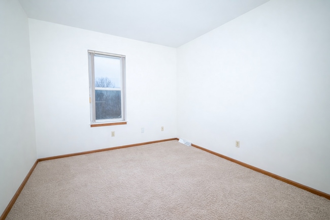 Building Photo - 1601 Moline St