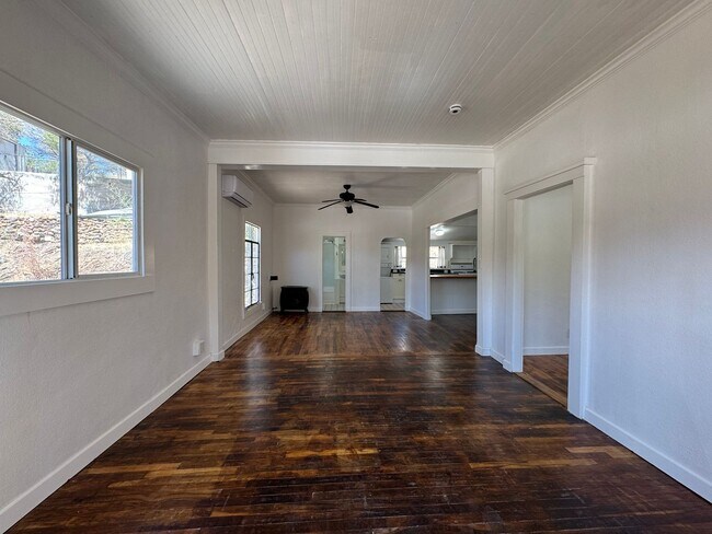 Building Photo - 1BR/1BA 740 sq.ft. SHORT TERM RENTAL in Old Bisbee, AZ