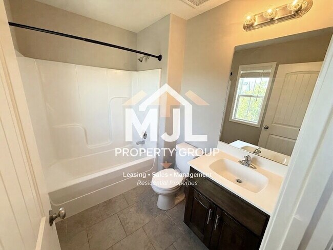 Building Photo - Beautiful 4 Bedroom/ 3.5 Bath Home In Belton!