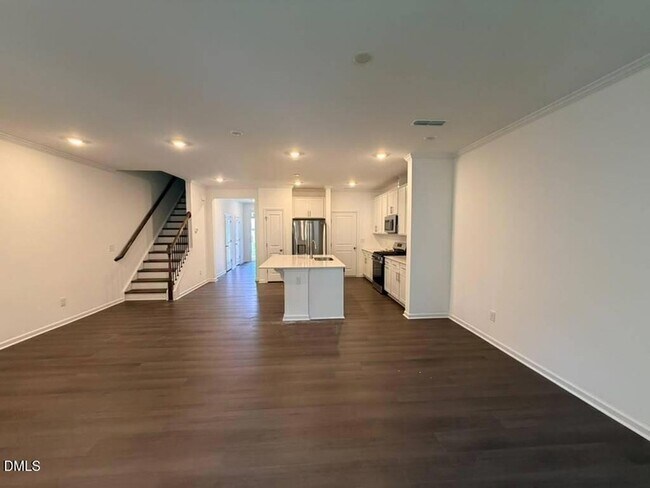 Building Photo - 228 Deercroft Dr