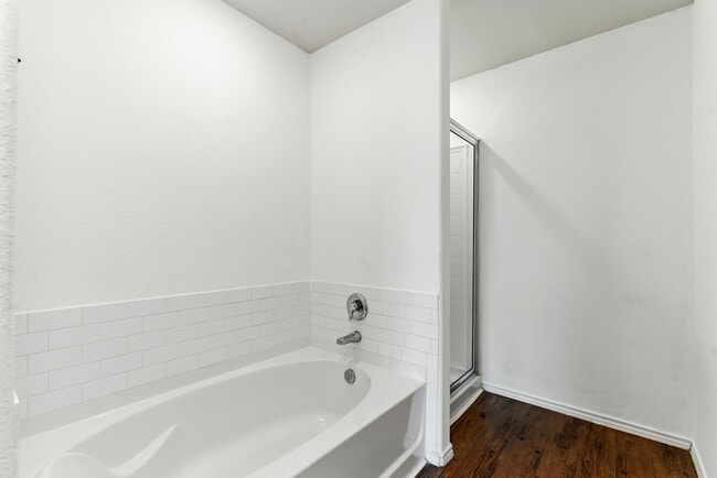 Building Photo - 20939 Wedgewood Chase Wy