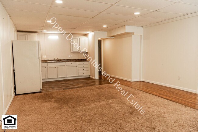 Building Photo - 17425 IN-37