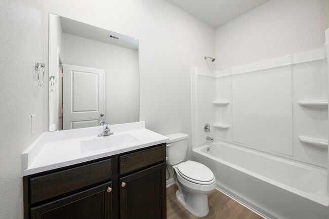 Building Photo - 15631 Plum Brk Dr