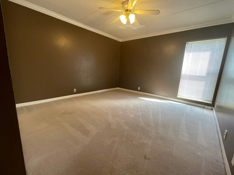 Bedroom 3 - 493 Canberra Dr