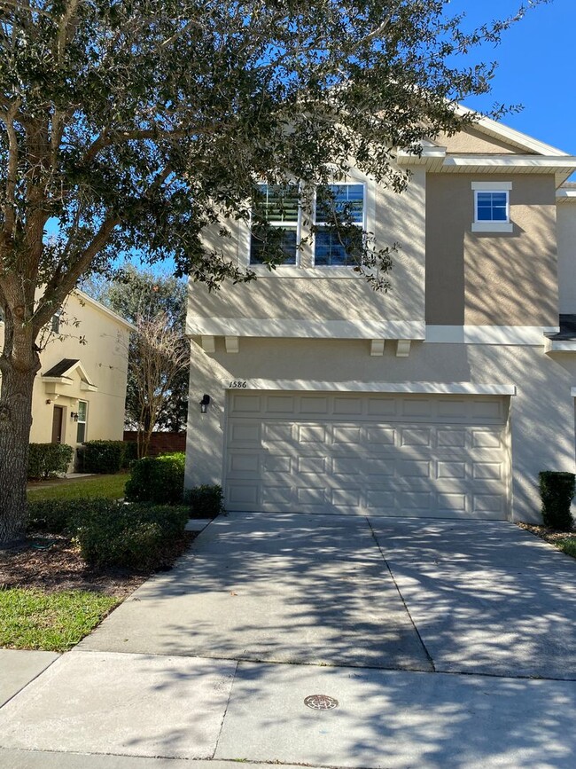 Primary Photo - 3 BEDROOM. 2.5 BATHROOM TOWNHOME IN OVIEDO