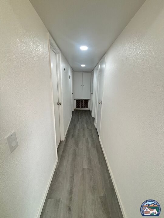 Building Photo - 357 W Magnolia St