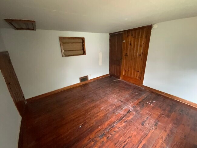 Building Photo - 230 S Virginia Ave