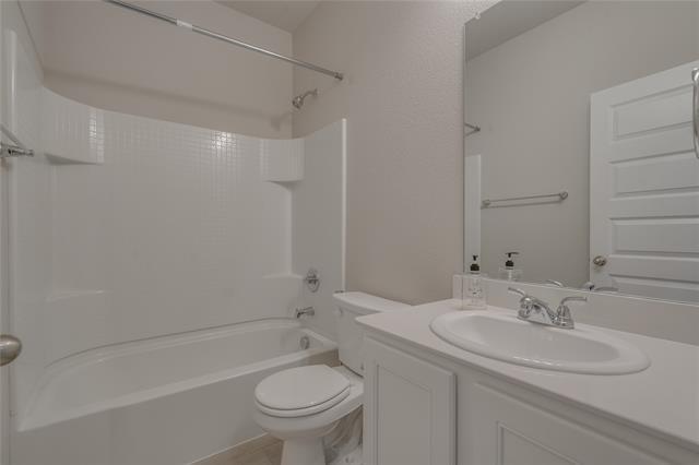 Building Photo - 6300 Jib Ct