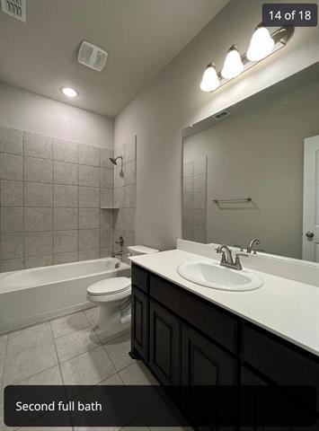 Building Photo - 649 Comal Dr