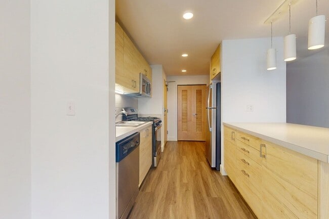 Floorplan - 1400 E. 57th Street