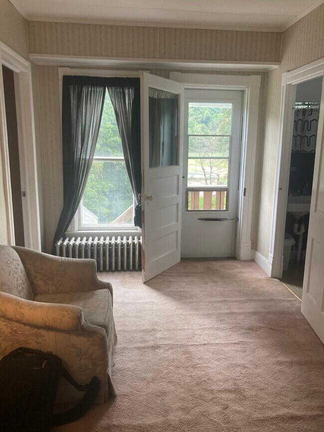 1st flr rear sitting rm - 219 Main St