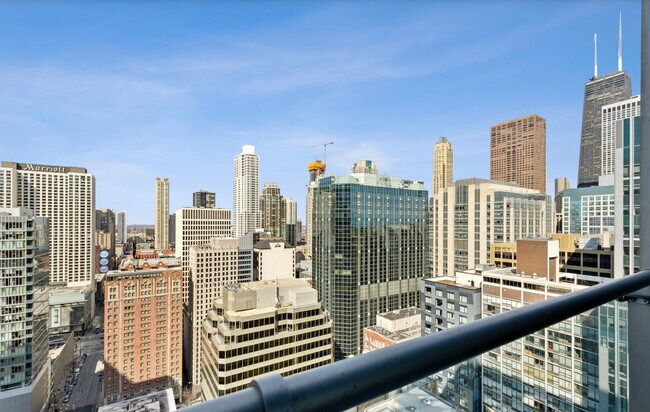 Building Photo - 600 N Fairbanks Ct