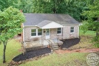 Building Photo - 2230 Cool Springs Rd