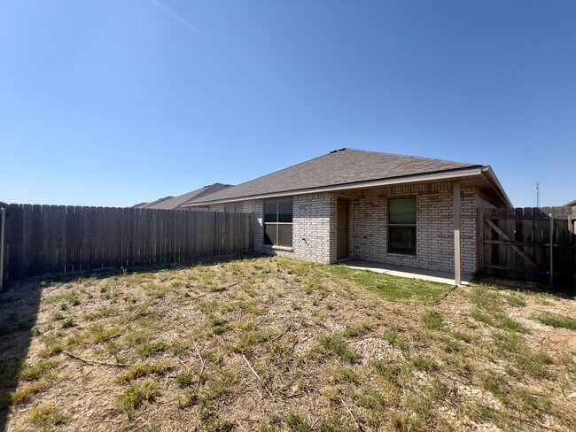 Building Photo - 2120 N Avenue K