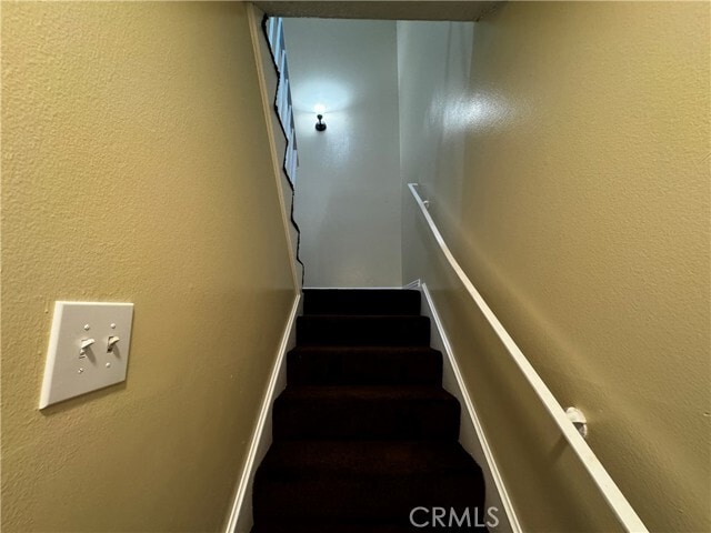 Building Photo - 4 Stage Coach Ln