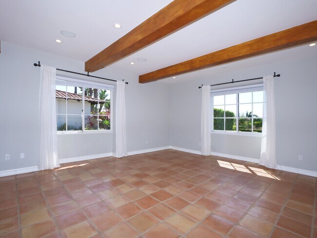 Building Photo - 1804 Paseo Del Mar