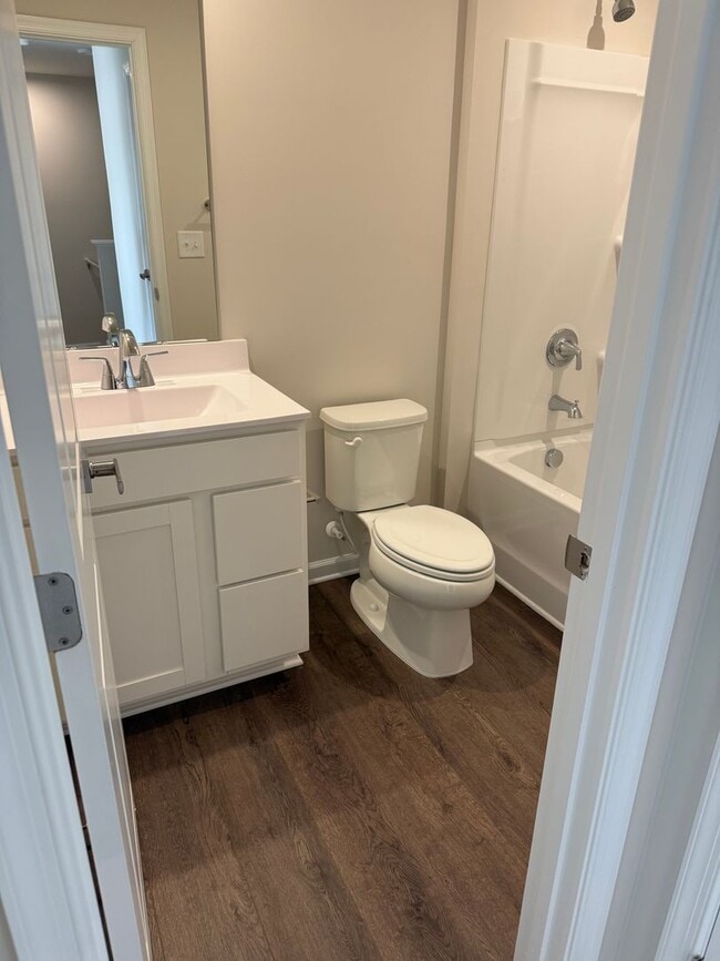 Building Photo - Brand new China Grove Townhome