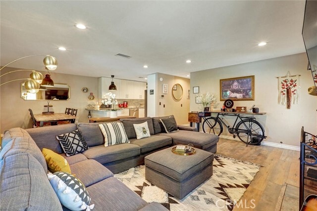 Building Photo - 30767 Canwood St