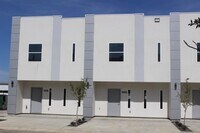 Building Photo - 1011 Emerald Valley Dr