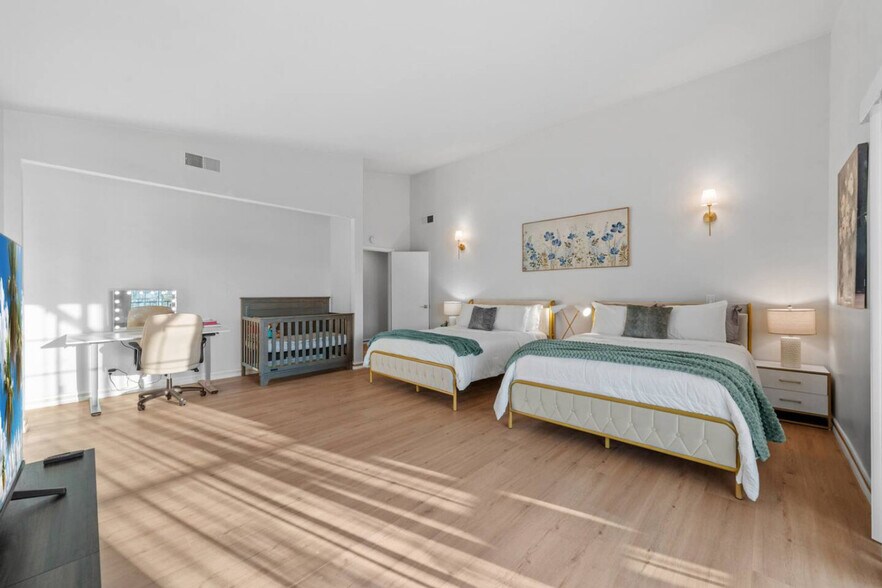 Building Photo - 1853 Penasco Rd