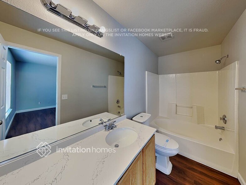 Building Photo - 4102 Netherland St