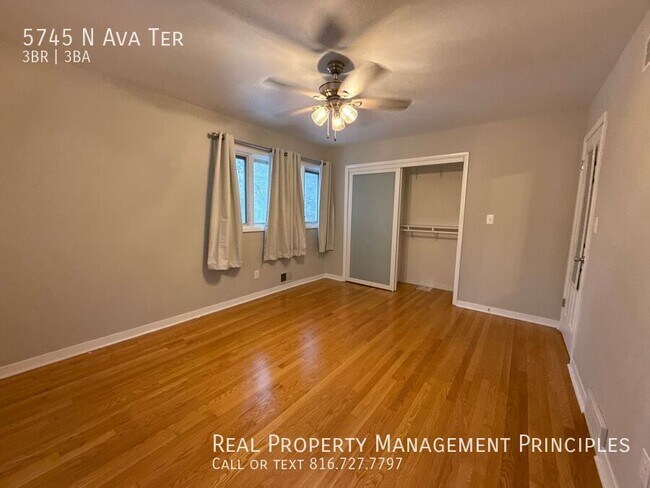 Building Photo - 5745 N Ava Terrace