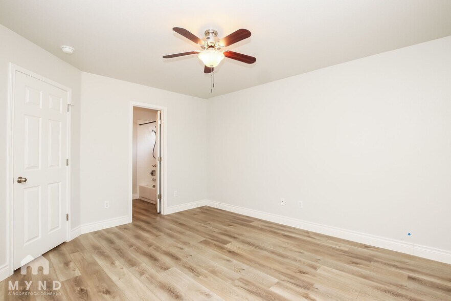 Building Photo - 2716 Amberglow Ct