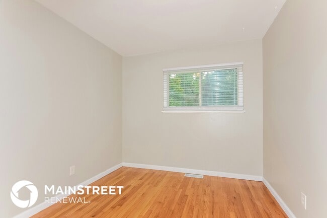 Building Photo - 330 Moule Dr